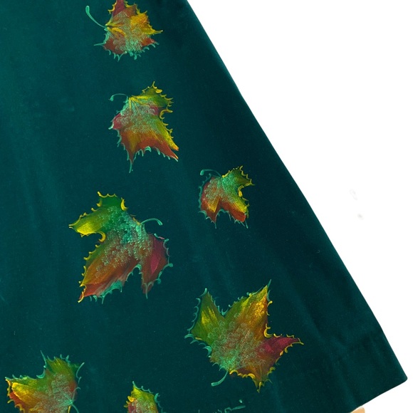 Vintage Italian Made Heavy Weight Green Velvet Skirt Custom Hand Painted Leaves - Picture 12 of 15